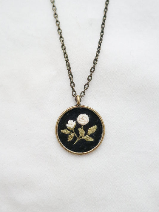 RESERVED Listing for Amber <3