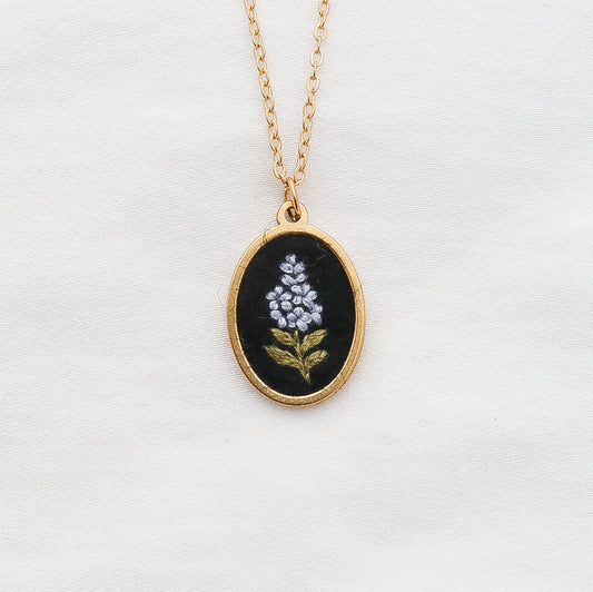 The July Necklace in Noir