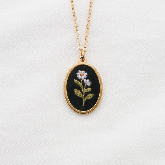 The September Necklace in Noir