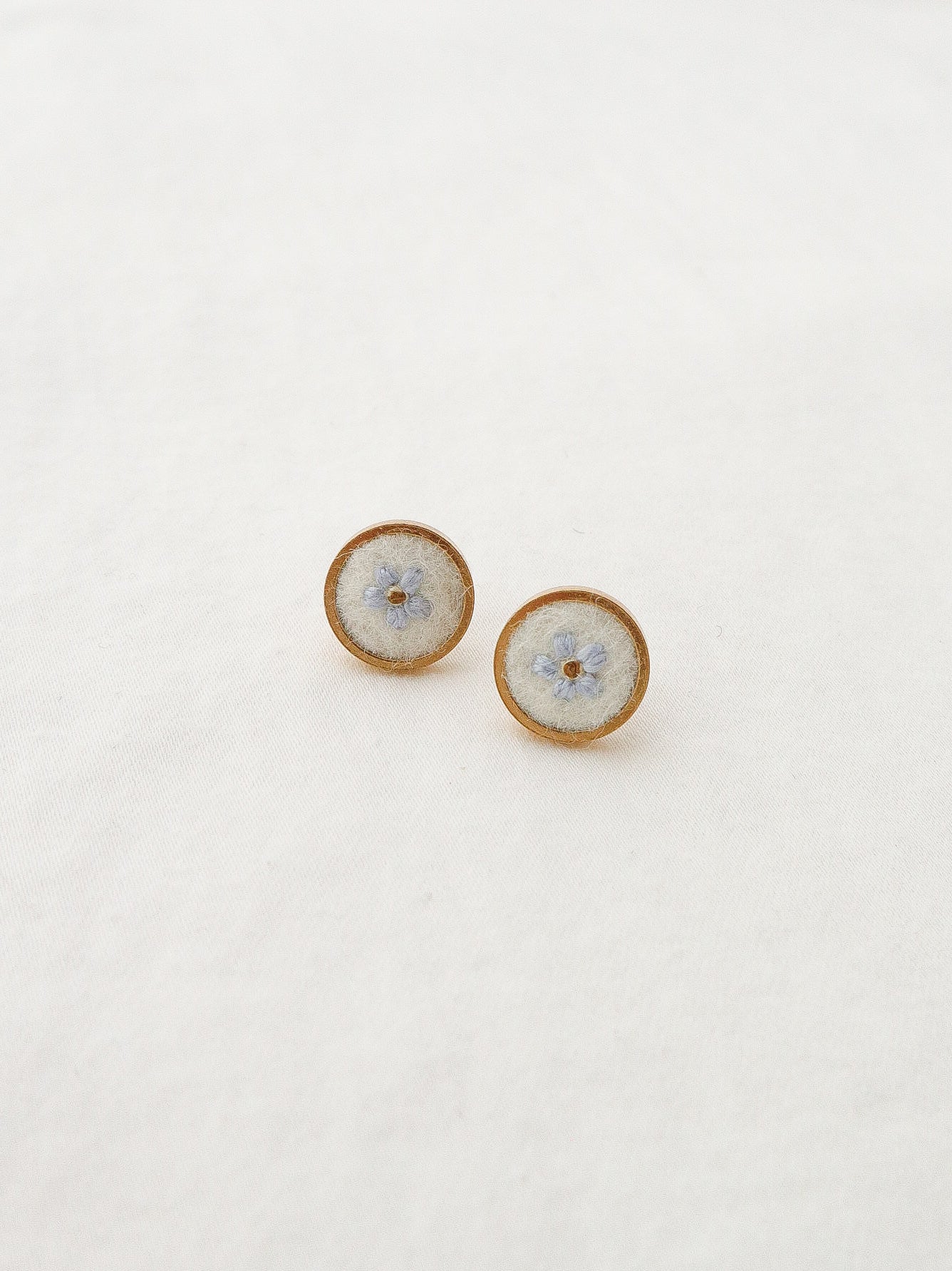 The Forget Me Not Stud Earrings in Ivory